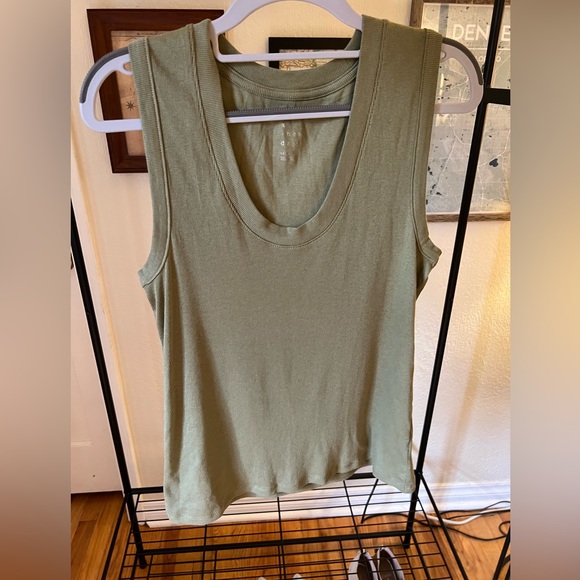Sage green tank top - Picture 1 of 2